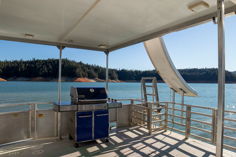 Top deck view of the Deluxe Houseboat